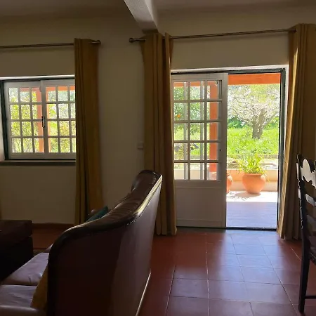 Miraculous Jungle Guest House, Quinta Em Atividade Tatil Evi Fundão