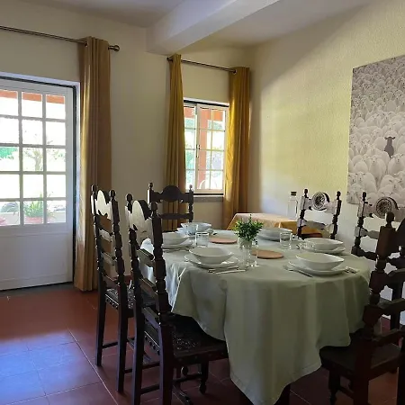 Miraculous Jungle Guest House, Quinta Em Atividade Fundão